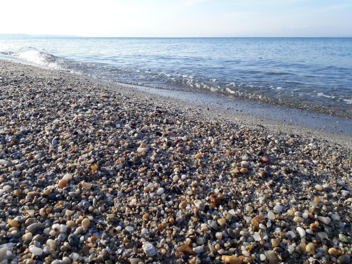 Nefeli Seaside Apartments Polychrono Dış mekan fotoğraf